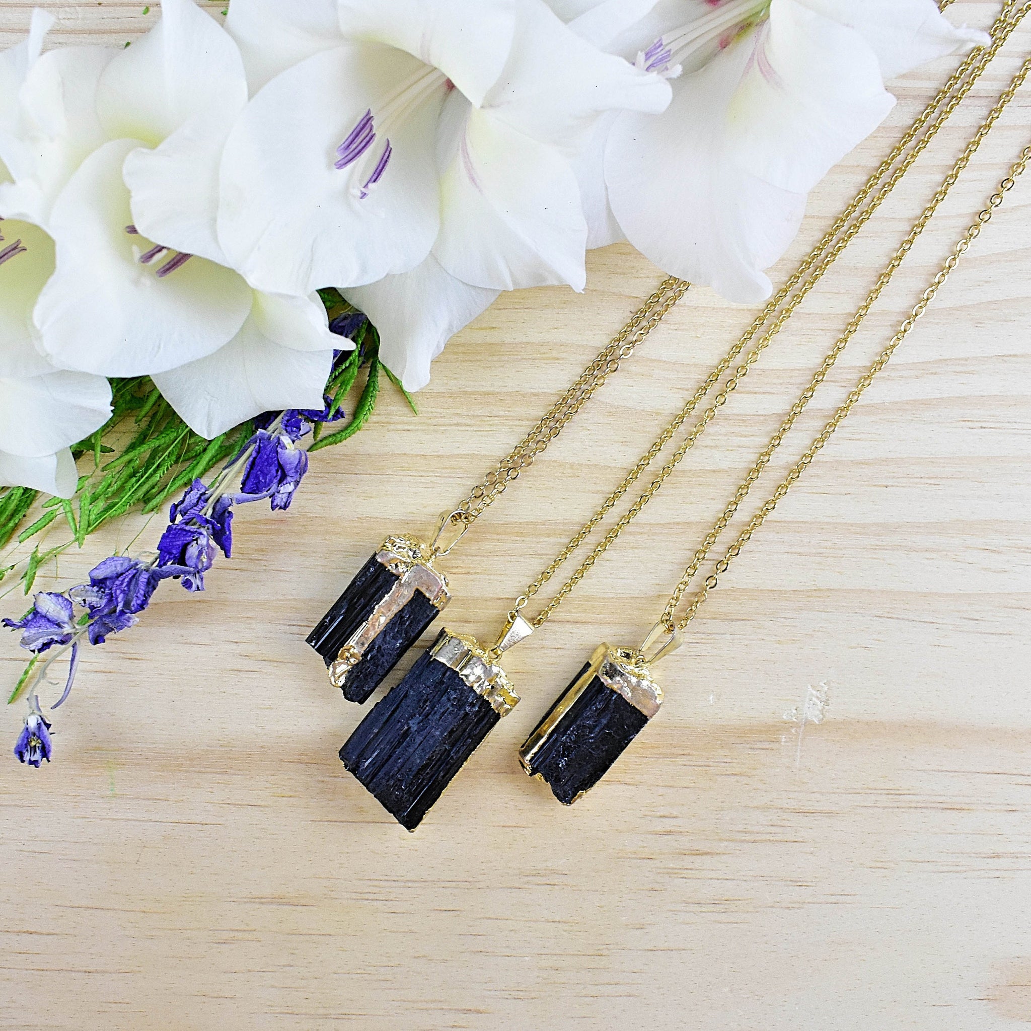 Black Moon & Star Necklace | Chic Vibe